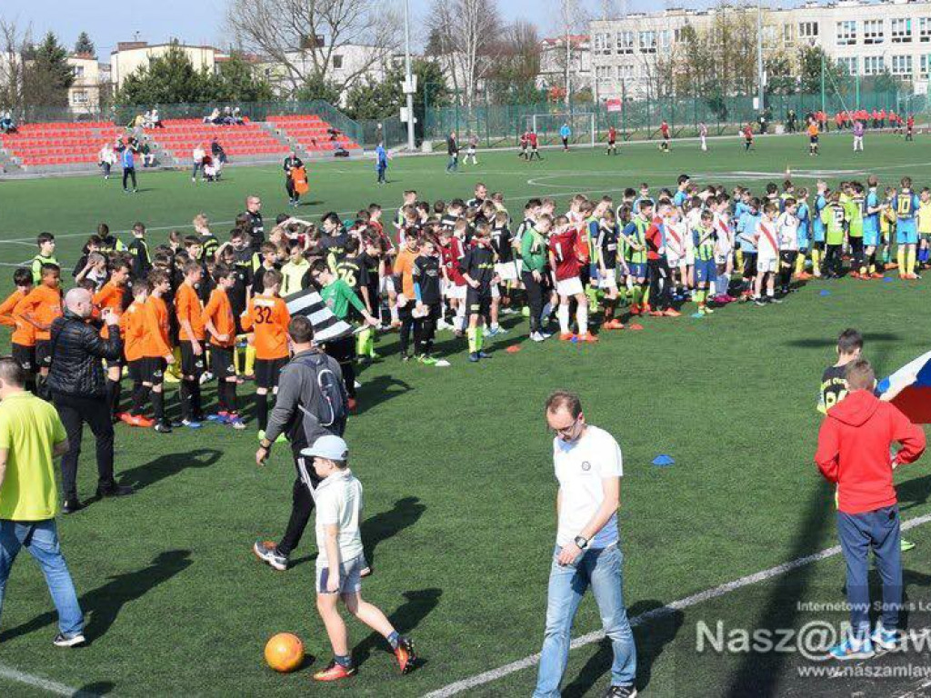 Stoczniowiec rozbity, Ursus zdobyty.