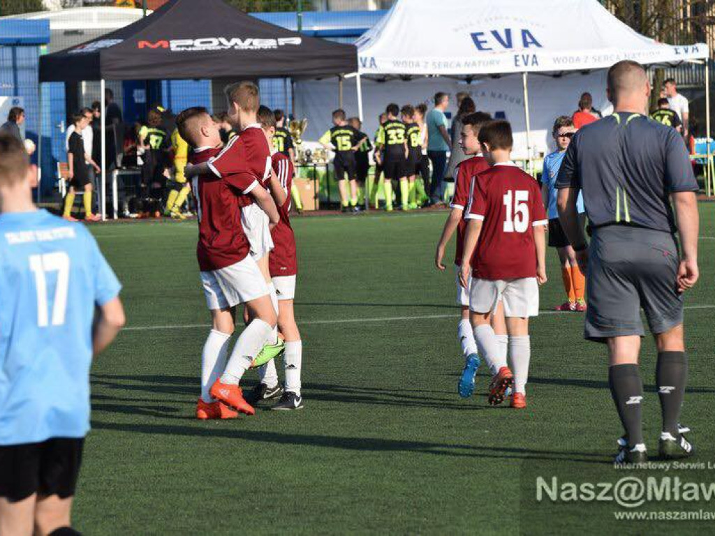 Stoczniowiec rozbity, Ursus zdobyty.