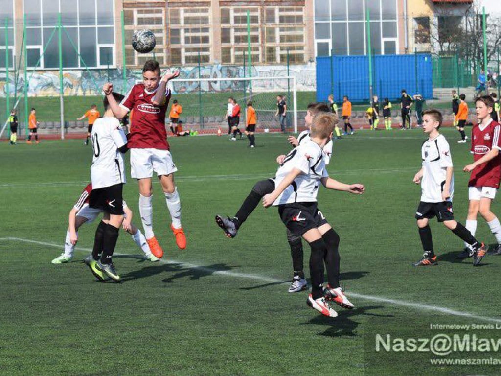 Stoczniowiec rozbity, Ursus zdobyty.