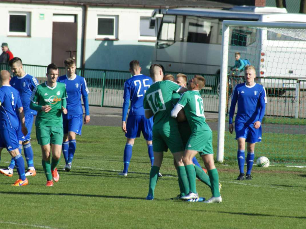 Wisła nie straszna, Tuttas z hattrickiem