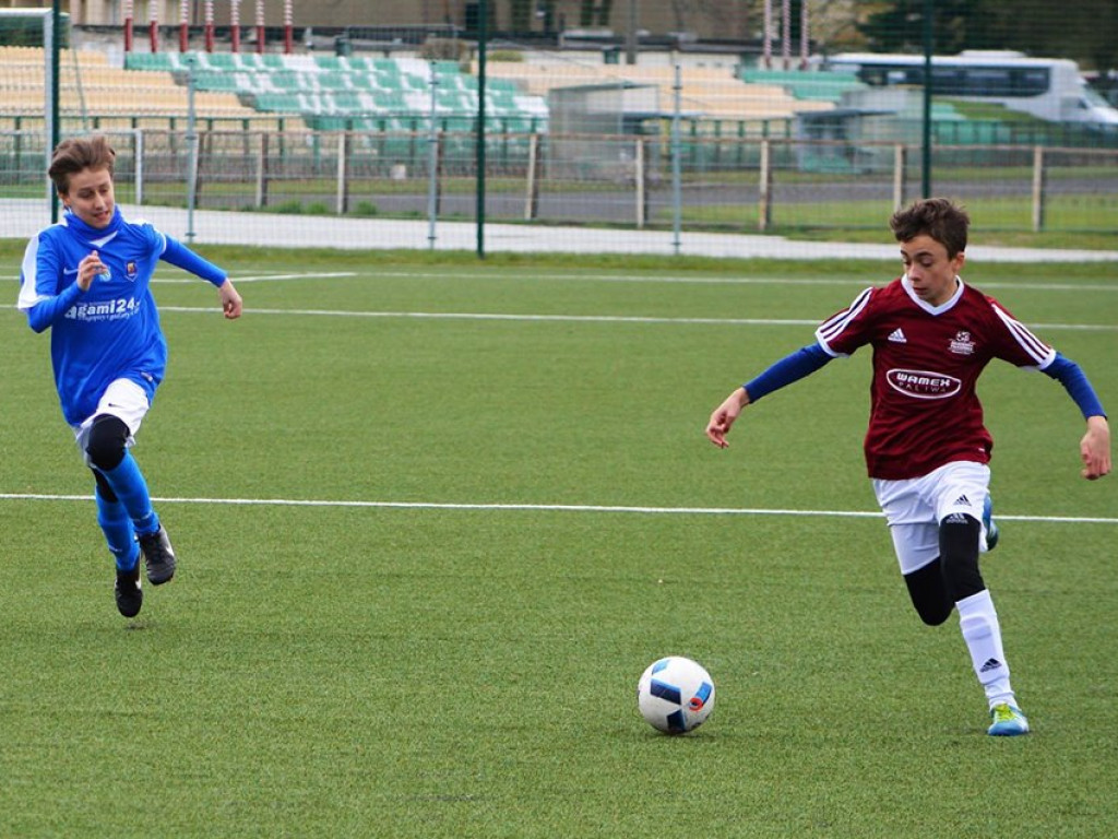 W centralnej lidze ratowali honor, w okręgówce wygrywali