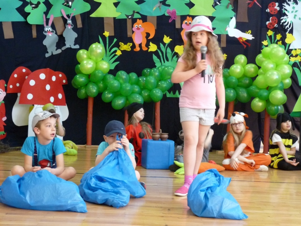 Mali aktorzy w wielkim świecie przyrody