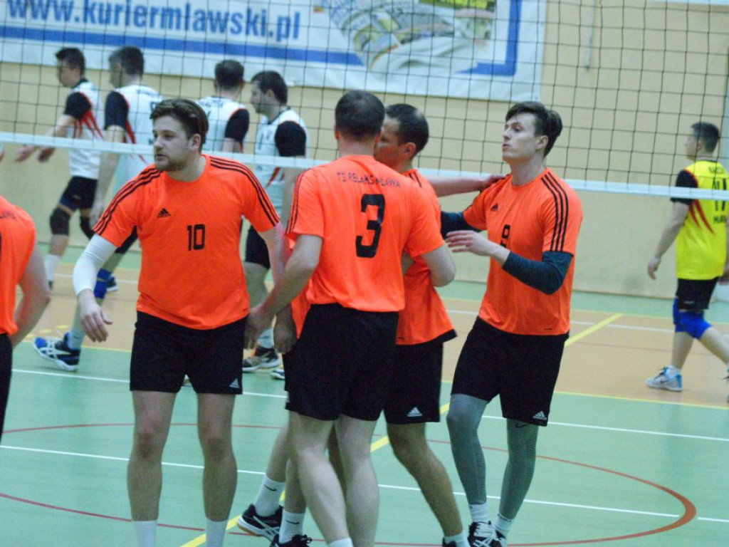 Złoty set dla mistrzów, TS Relaks drugim finalistą