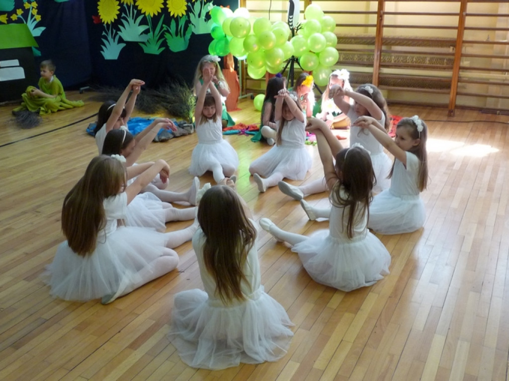 Mali aktorzy w wielkim świecie przyrody