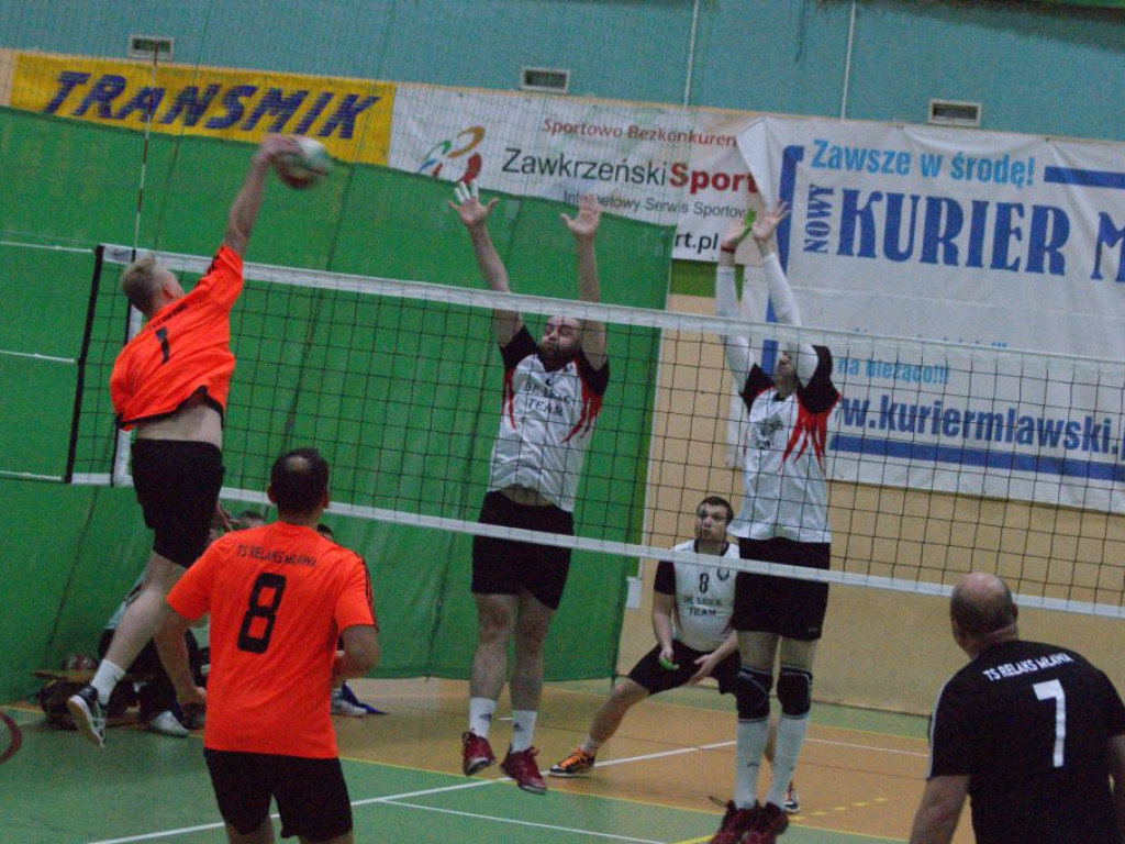 Złoty set dla mistrzów, TS Relaks drugim finalistą