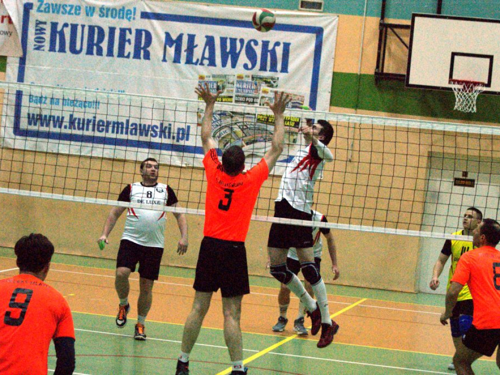 Złoty set dla mistrzów, TS Relaks drugim finalistą