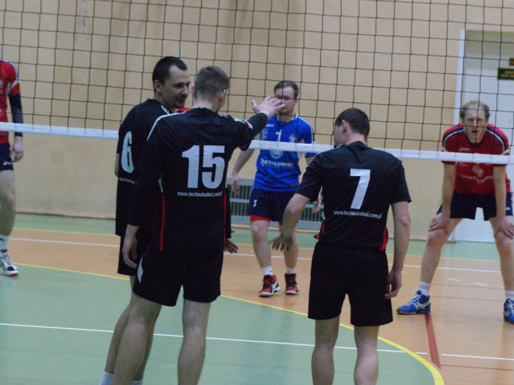 Złoty set dla mistrzów, TS Relaks drugim finalistą