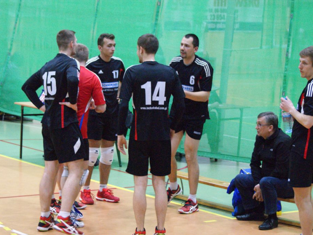 Złoty set dla mistrzów, TS Relaks drugim finalistą