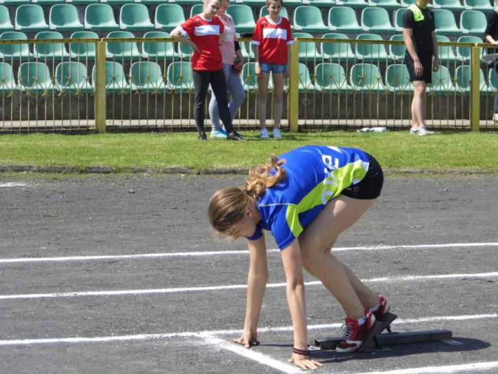 Medalowe żniwo Gimnazjum nr 1 w mistrzostwach powiatu