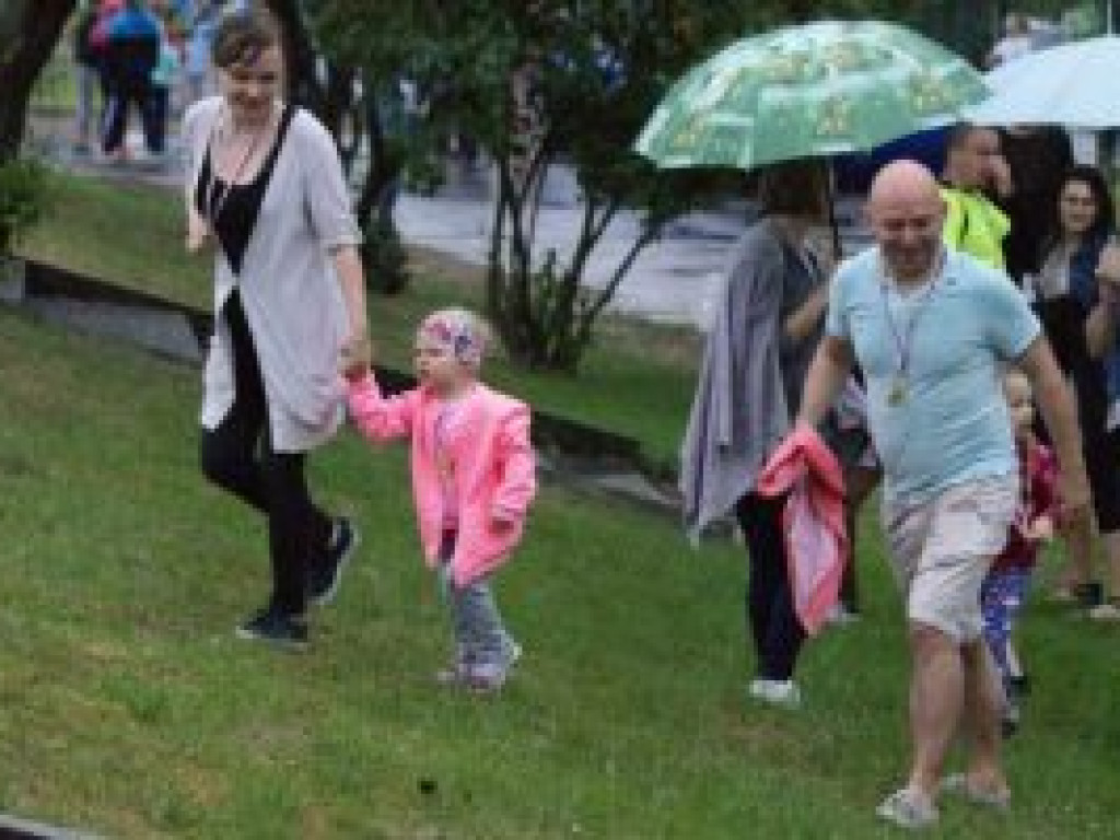 Deszcz nie przeszkodził. Na starcie sześciomiesięczna Lucyna