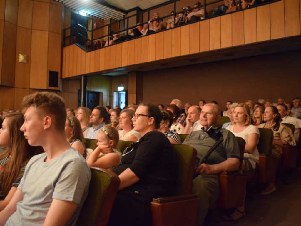 Uczniowie szkoły muzycznej poderwali publiczność z foteli. Zobacz dlaczego