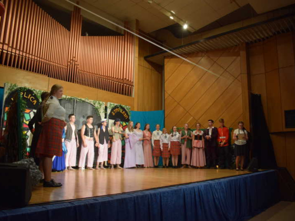 Uczniowie szkoły muzycznej poderwali publiczność z foteli. Zobacz dlaczego