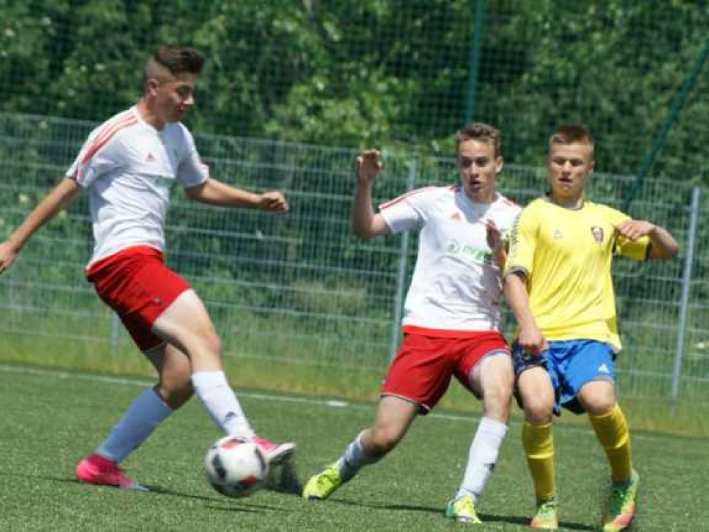 Młode Orły nie fruwały. Mławianie strzelali aż miło