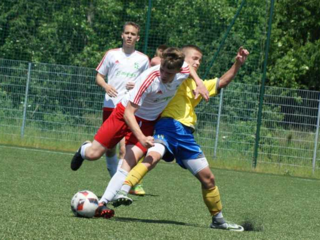 Młode Orły nie fruwały. Mławianie strzelali aż miło