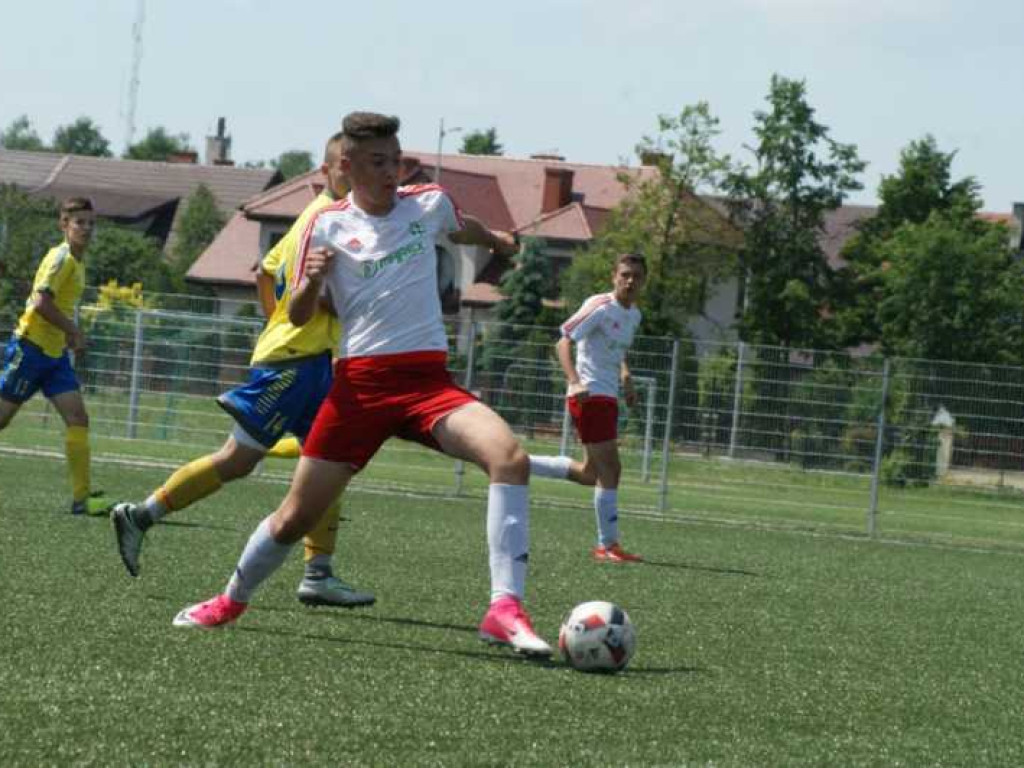 Młode Orły nie fruwały. Mławianie strzelali aż miło