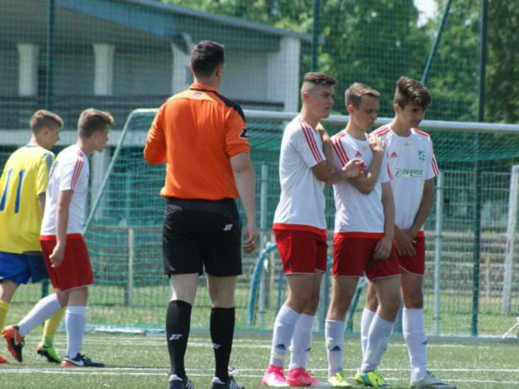 Młode Orły nie fruwały. Mławianie strzelali aż miło