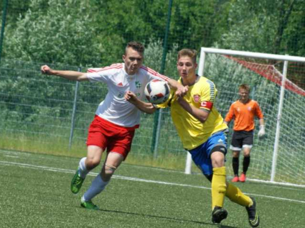 Młode Orły nie fruwały. Mławianie strzelali aż miło