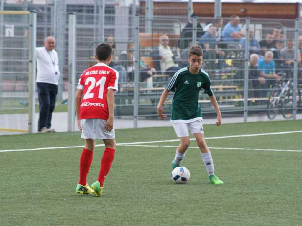 Młode Orły nie fruwały. Mławianie strzelali aż miło