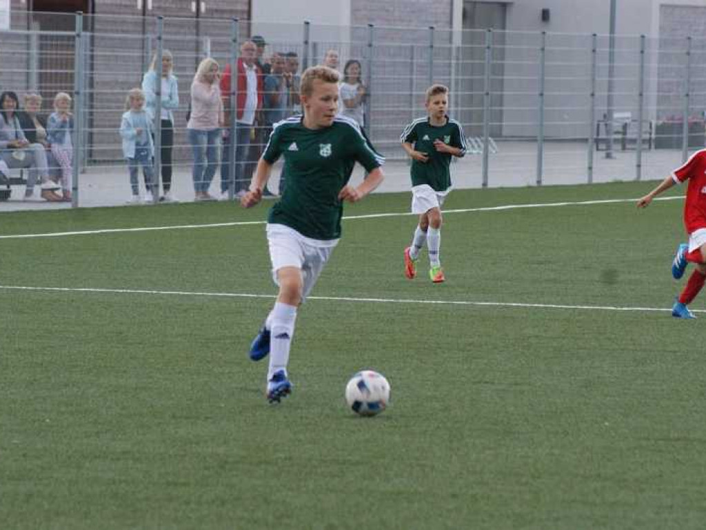 Młode Orły nie fruwały. Mławianie strzelali aż miło