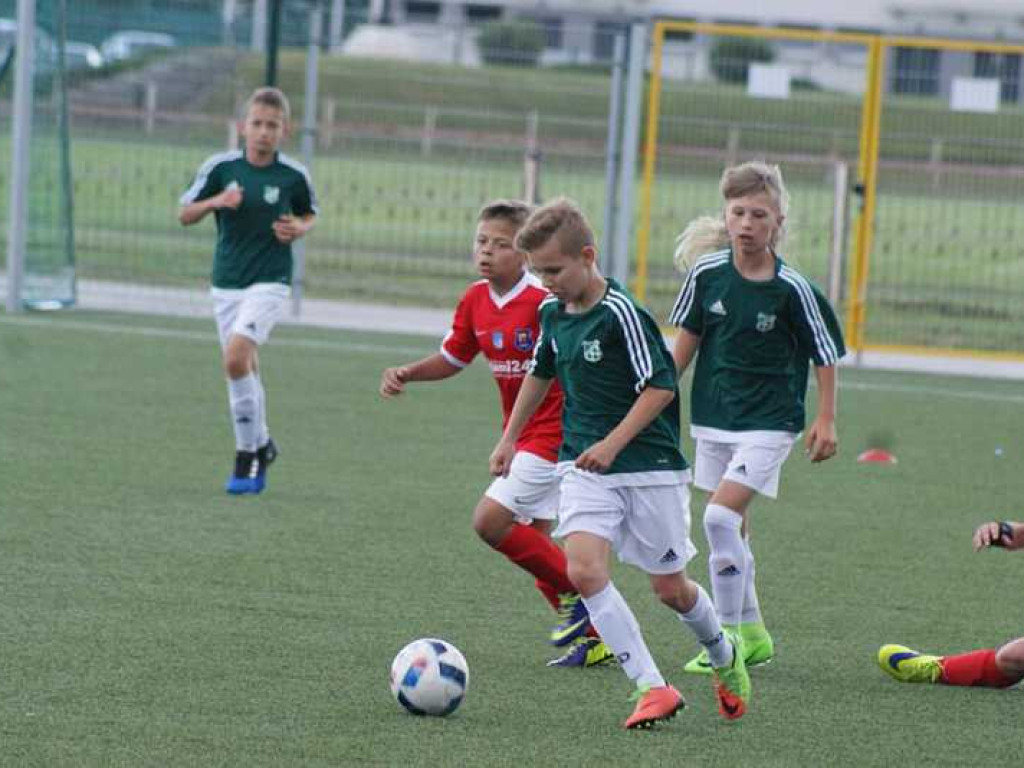 Młode Orły nie fruwały. Mławianie strzelali aż miło