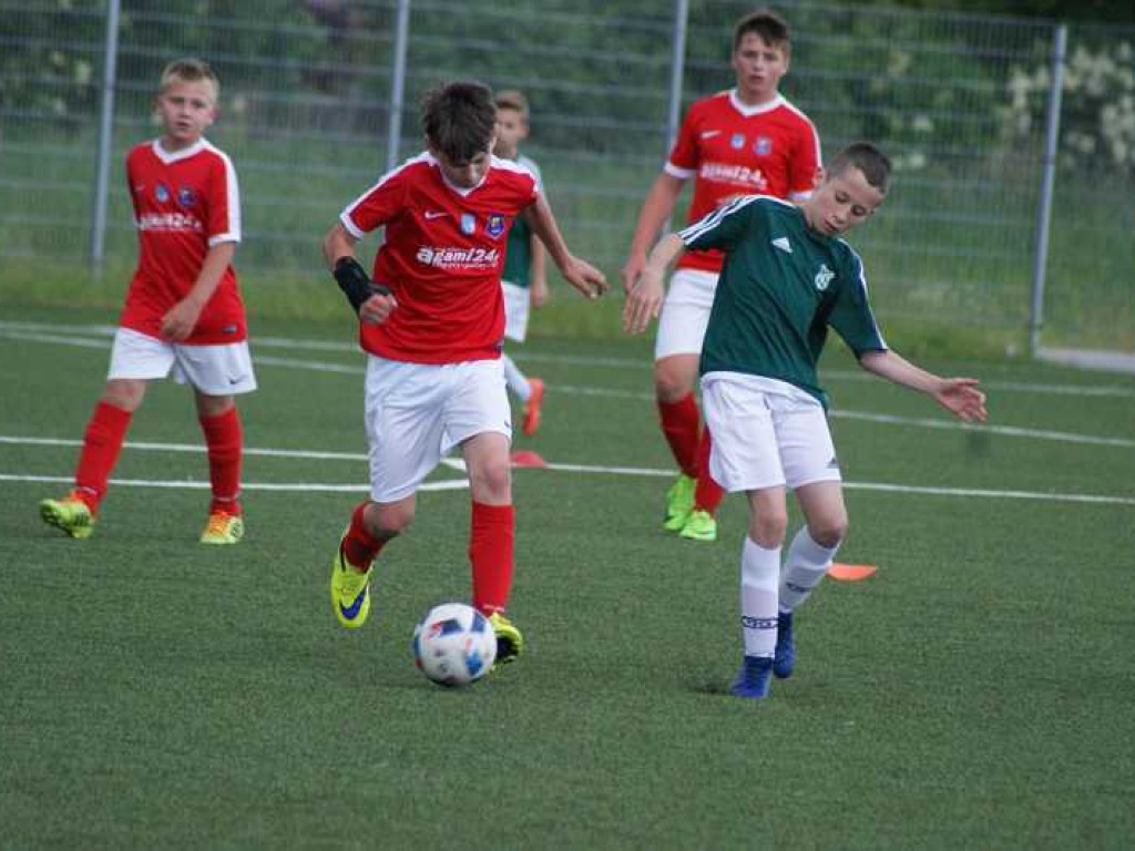 Młode Orły nie fruwały. Mławianie strzelali aż miło