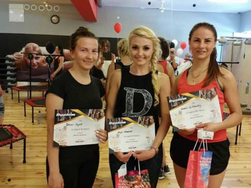 Atleci na start. Do wyboru drążek lub sztanga