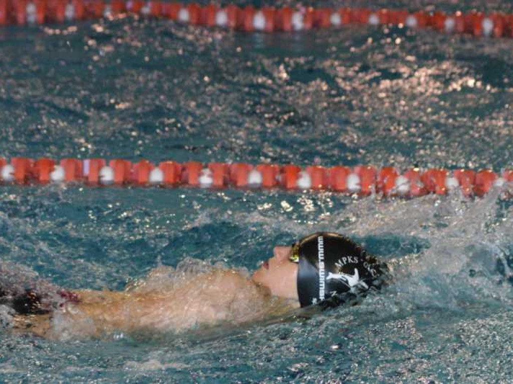 Szczęśliwa  ósemka Patryka. Płetwal mocny u siebie