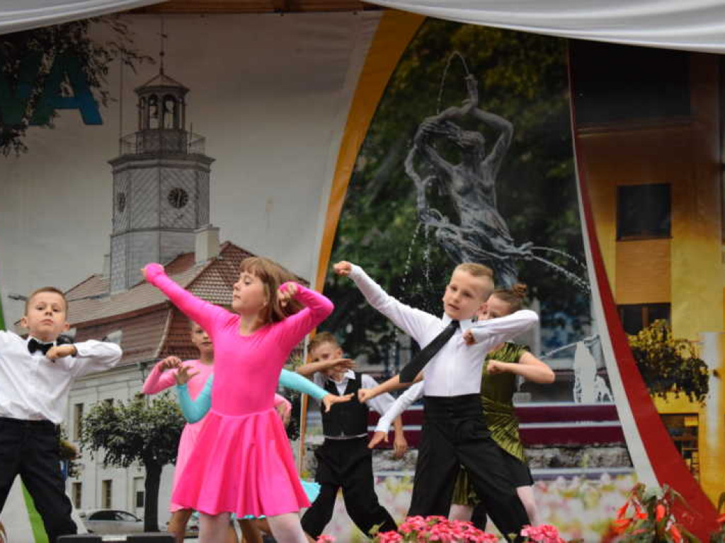 Zakończyli rok szkolny tanecznym krokiem