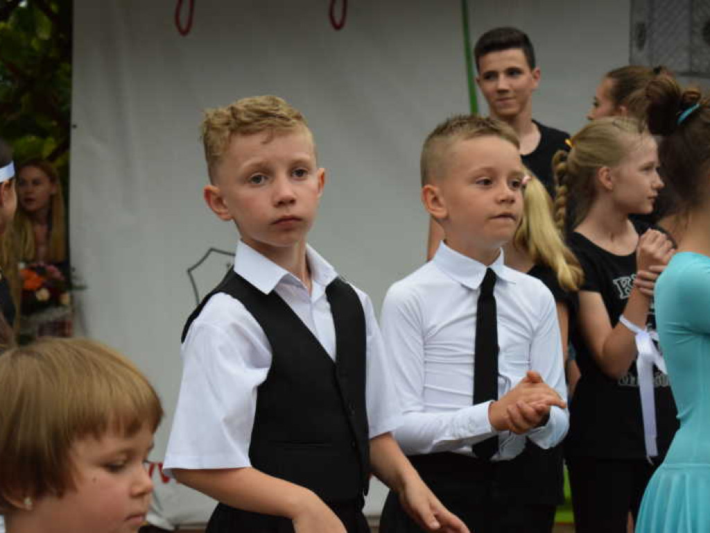 Zakończyli rok szkolny tanecznym krokiem