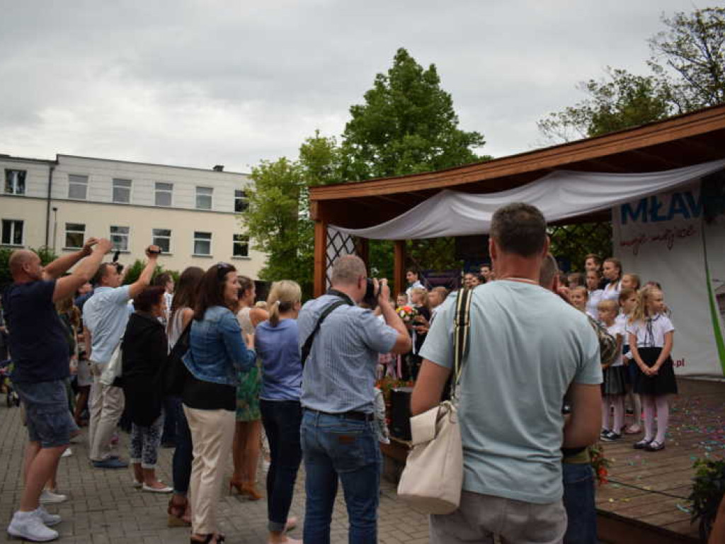 Zakończyli rok szkolny tanecznym krokiem