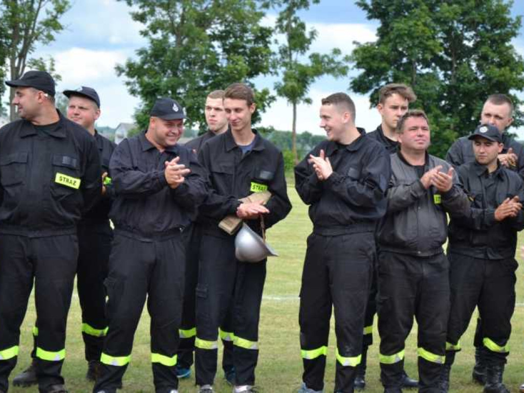 Gminne zawody strażaków. Puchary dla najlepszych