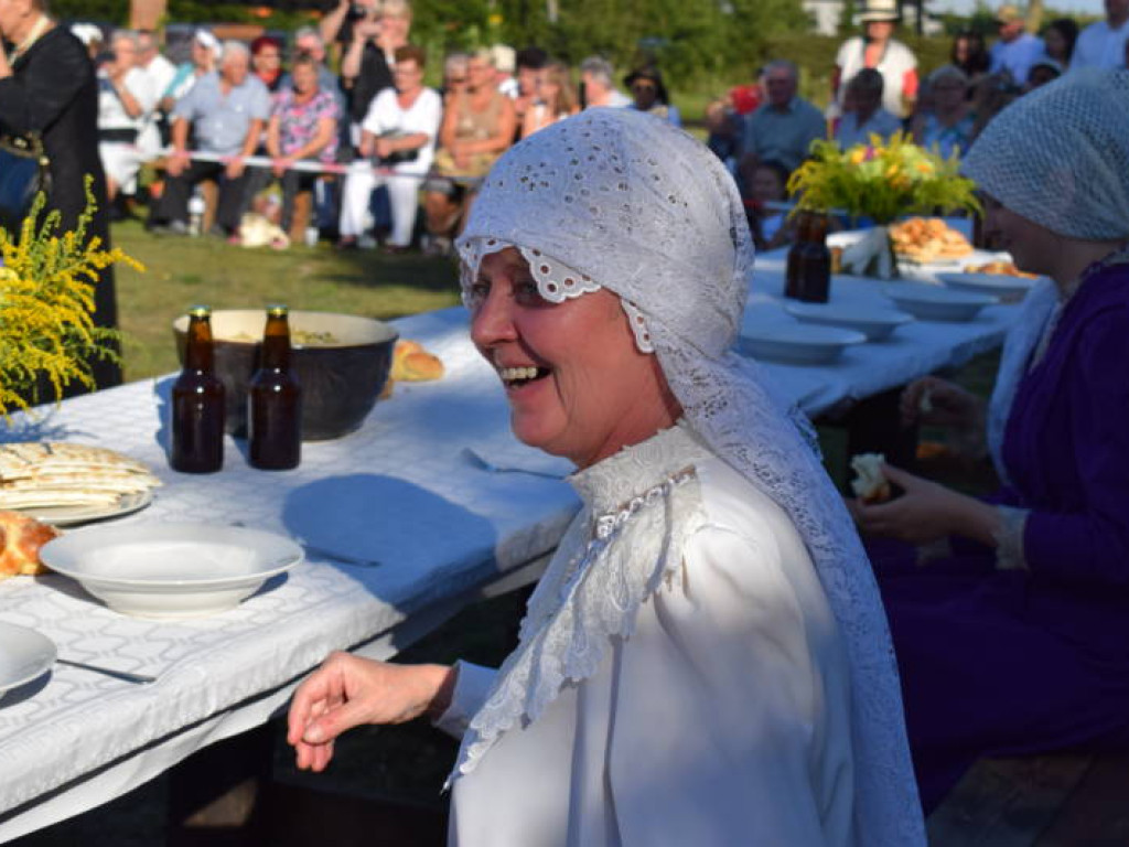 Pokazali, jak wyglądał przedwojenny żydowski ślub