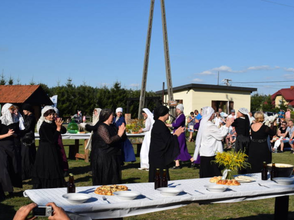 Pokazali, jak wyglądał przedwojenny żydowski ślub