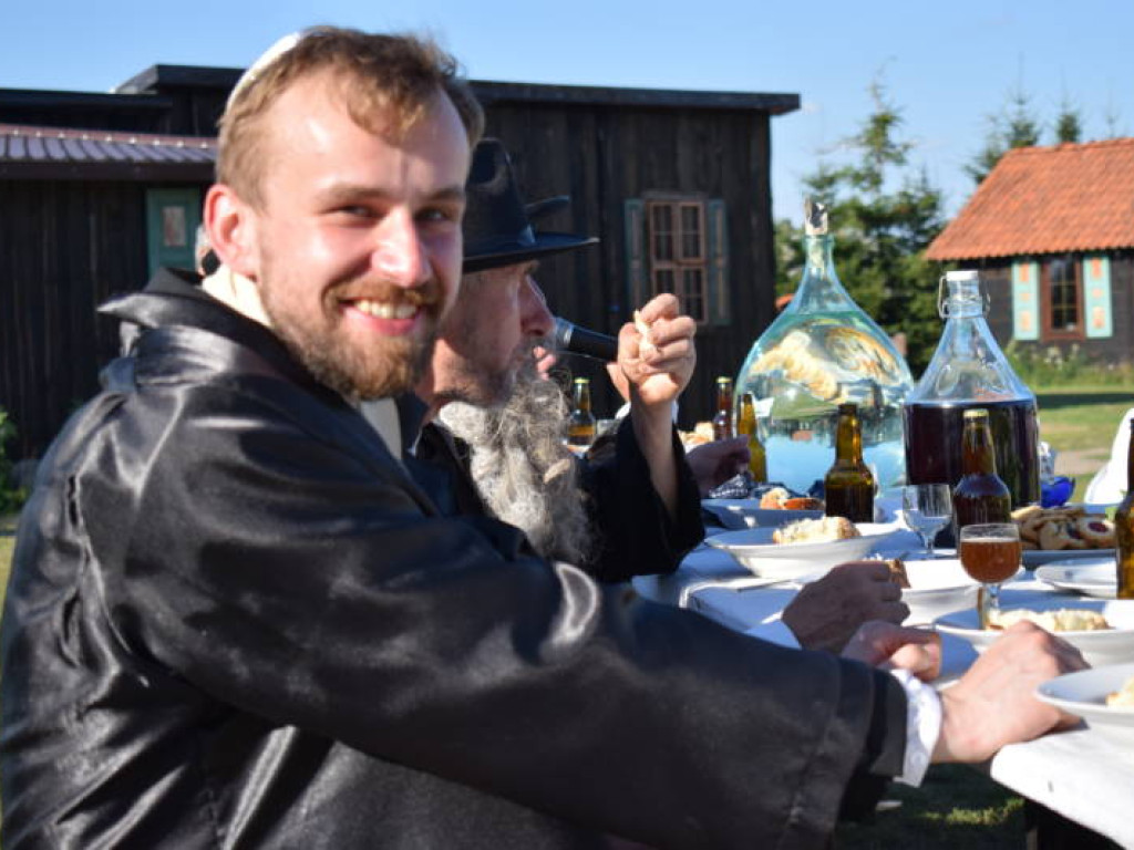 Pokazali, jak wyglądał przedwojenny żydowski ślub