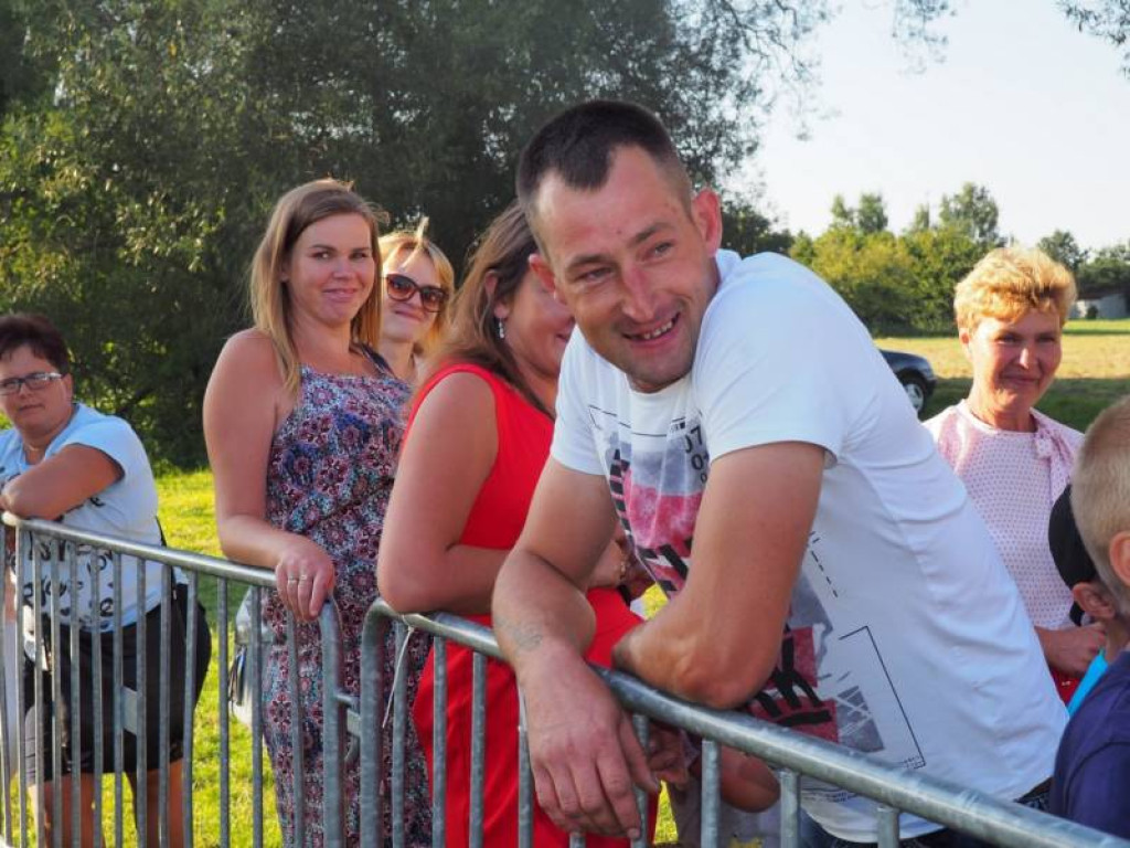 Stupsk: mieszkańcy bawili się na festynie. FOTORELACJA