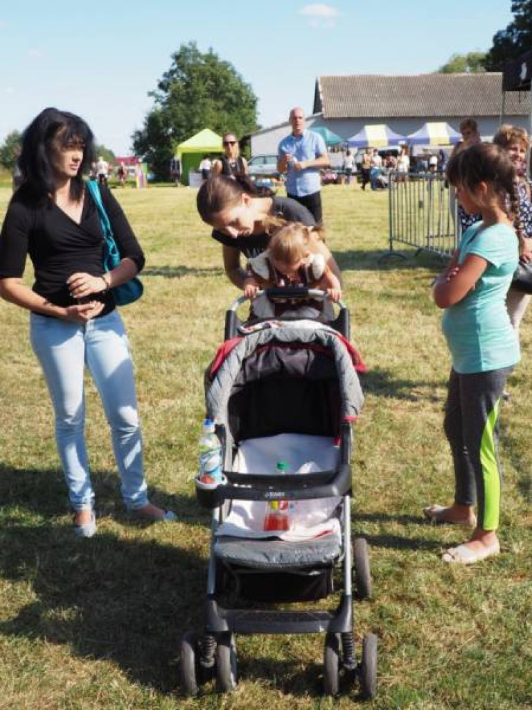Stupsk: mieszkańcy bawili się na festynie. FOTORELACJA