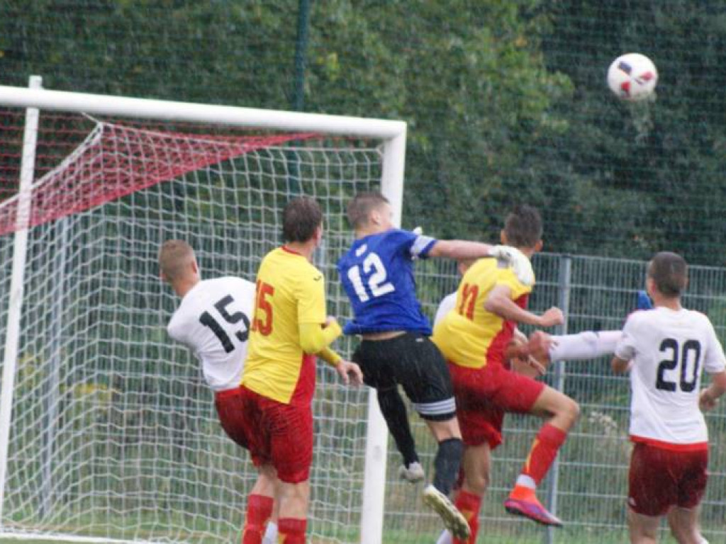 Porażki młodzieży na inaugurację lig. Remis w sparingu