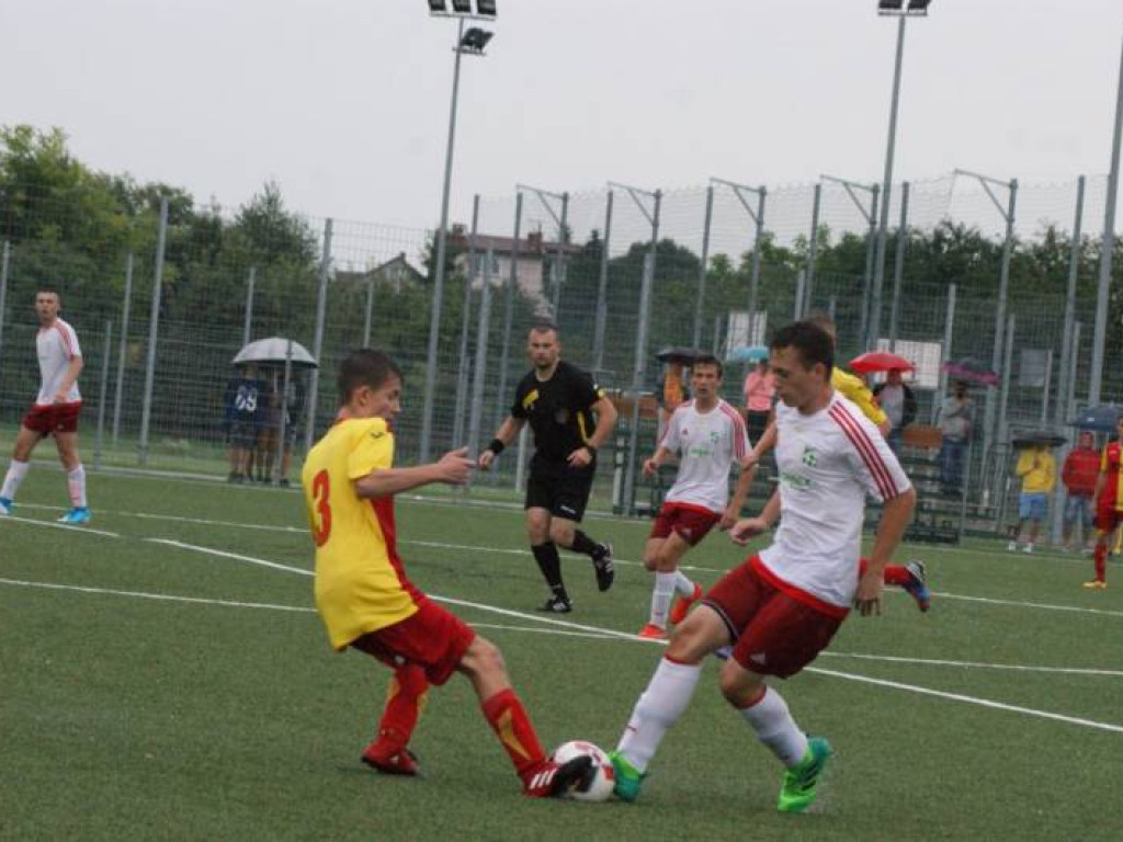 Porażki młodzieży na inaugurację lig. Remis w sparingu