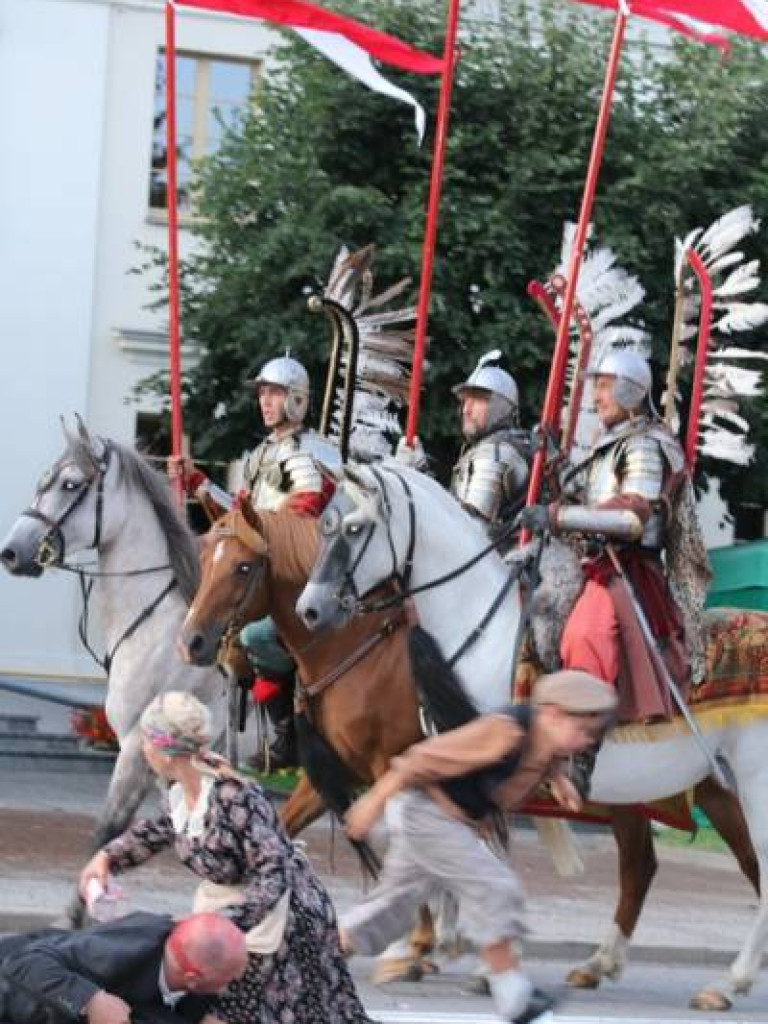 Bombowce nadleciały nad Mławę