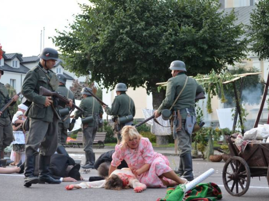 Bombowce nadleciały nad Mławę