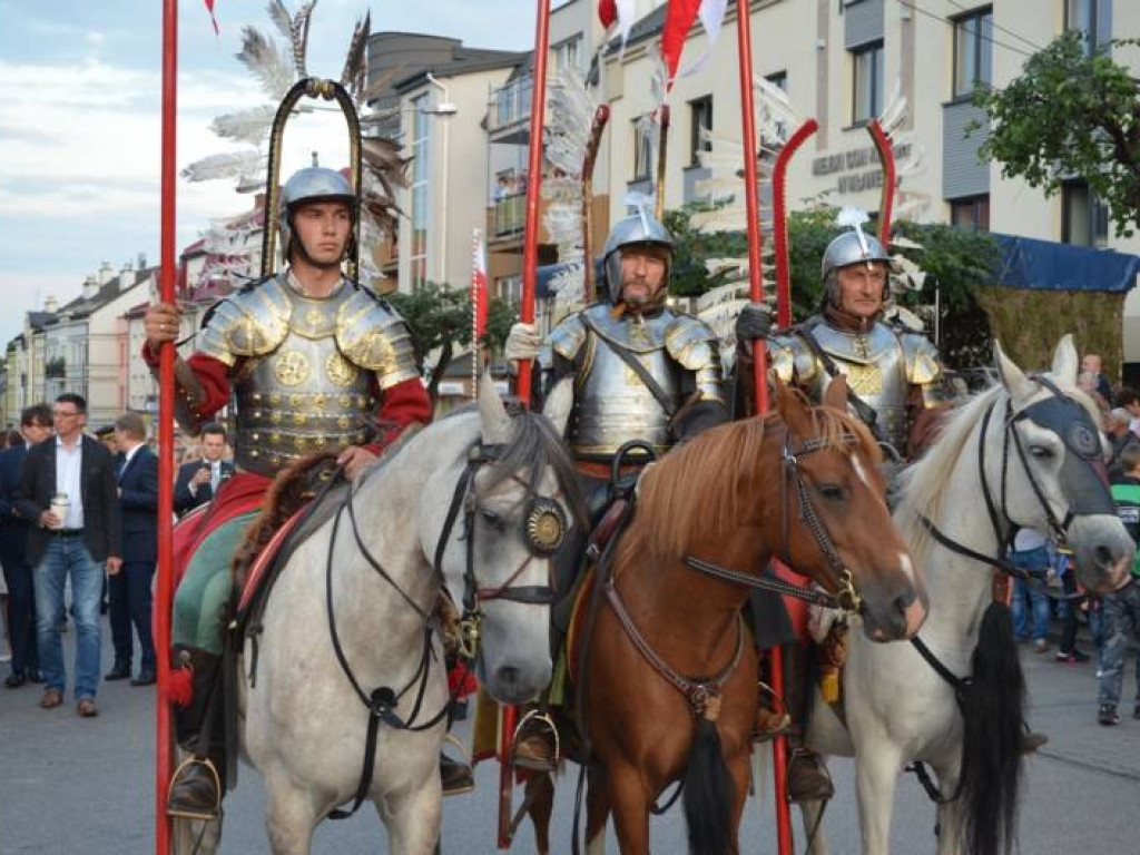 Bombowce nadleciały nad Mławę