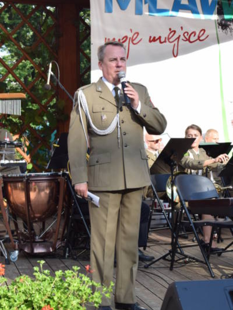 Patriotycznie i rozrywkowo. Na ten koncert przyszły tłumy