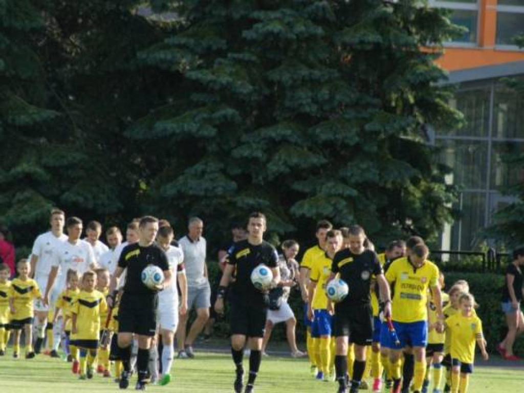 Kolejny beniaminek za silny. Rogalski nie trafił karnego