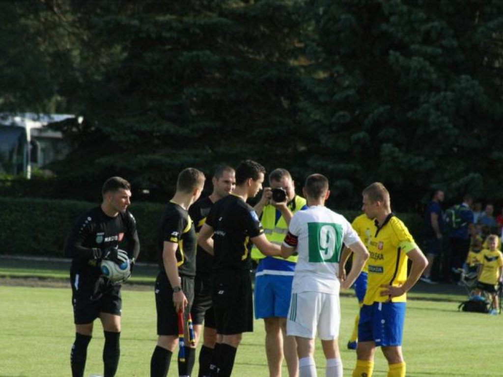 Kolejny beniaminek za silny. Rogalski nie trafił karnego