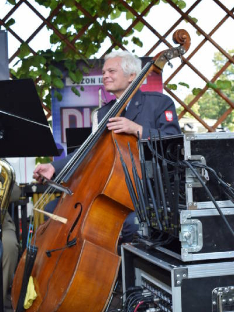 Patriotycznie i rozrywkowo. Na ten koncert przyszły tłumy