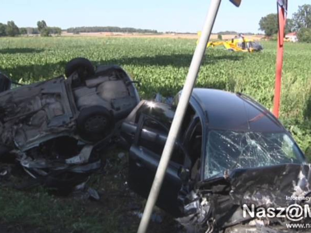 Przewoził kwas solny i miał wypadek! Trzy osoby ranne, w akcji jednostka chemiczna