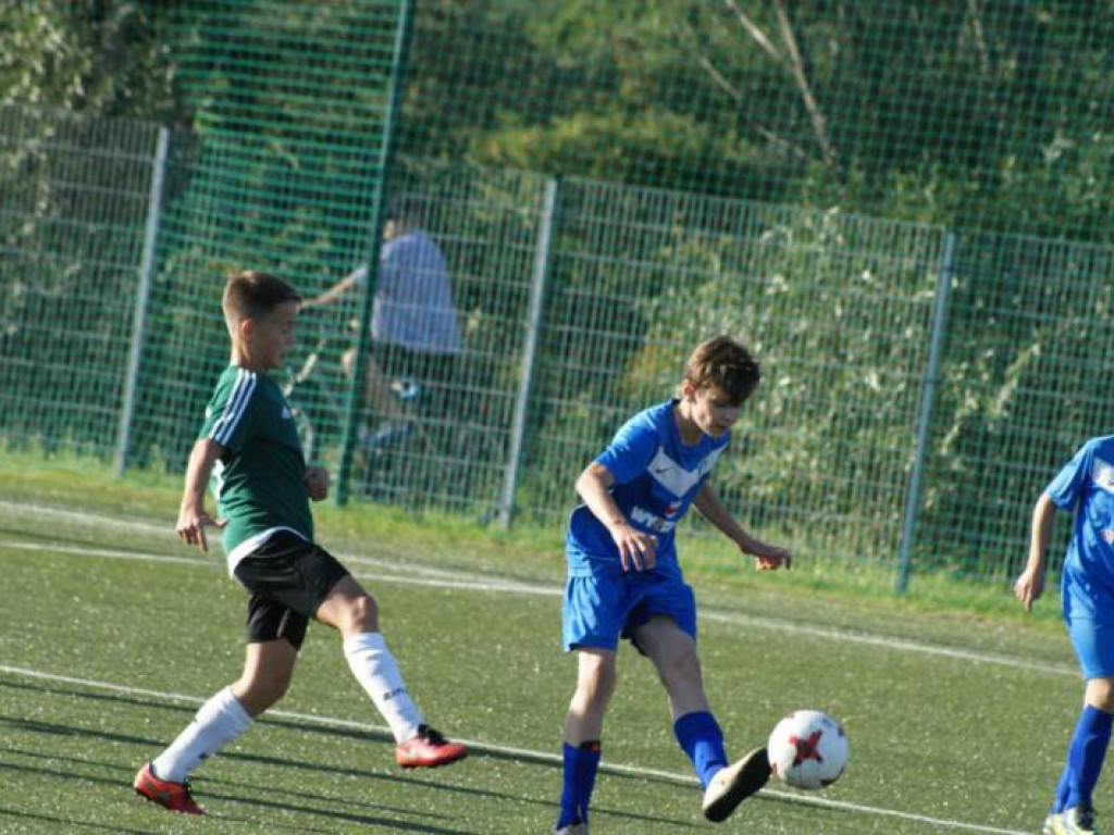 Nie ma jak u siebie. Pięć goli trampkarzy, czternaście juniorów