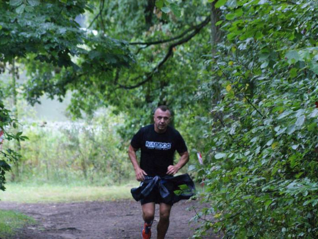 Musieli zmierzyć się z wodą i... owadami. Pobiegło 81 osób