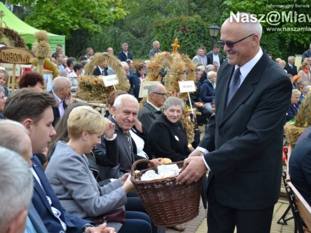 Dożynki pod mamutem. Strzegowo dziękowało za plony