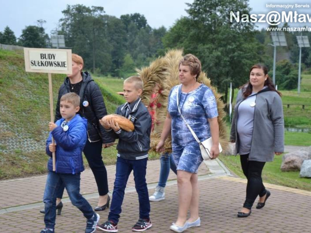 Dożynki pod mamutem. Strzegowo dziękowało za plony